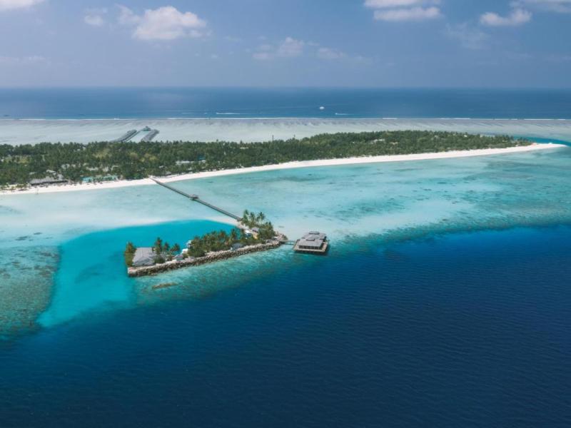 Villa Park (Sun Island) 