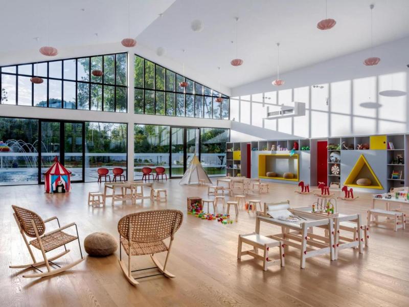 Villa Park (Sun Island) 