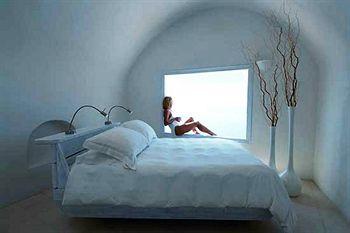 Sun Rocks Hotel
