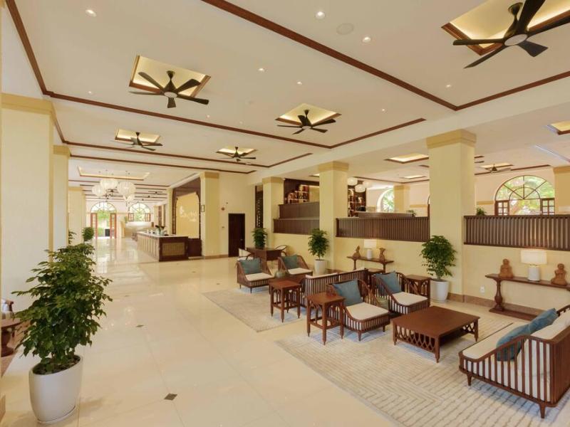 Sunny Beach Resort & Spa