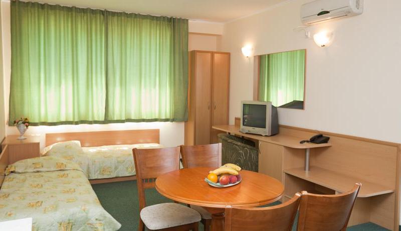 Sunny Day Club Apartments