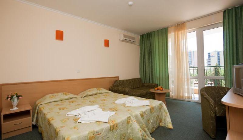 Sunny Day Club Apartments