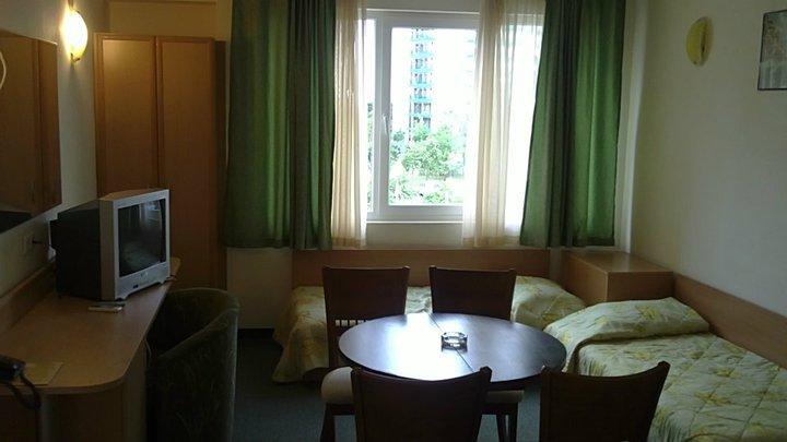 Sunny Day Club Apartments