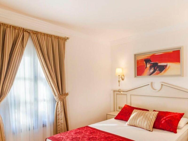 Sunrise Resort Hotel