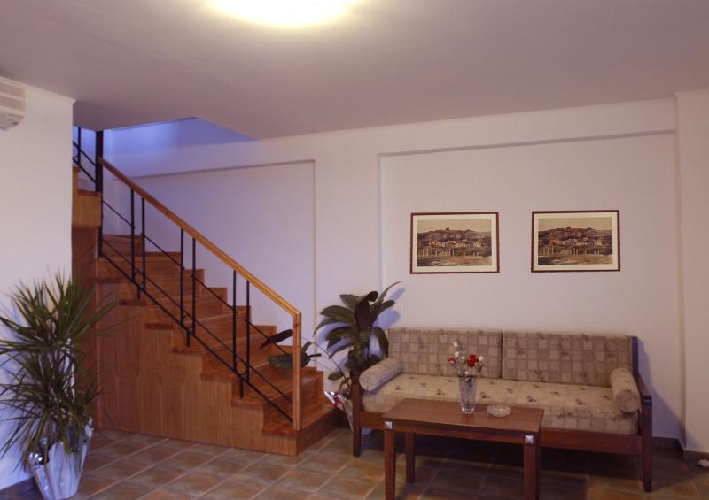 Sunrise Suites