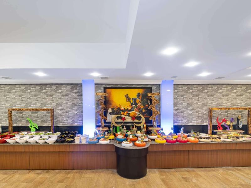 Senza Sunset Beach Hotel