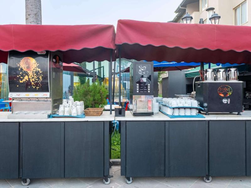 Senza Sunset Beach Hotel