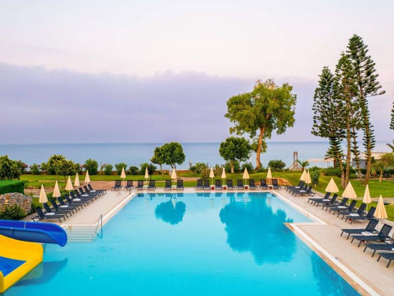 Senza Sunset Beach Hotel