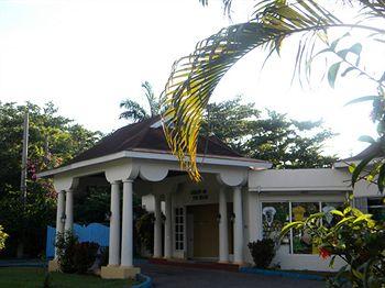 Sunset On The Beach Resort