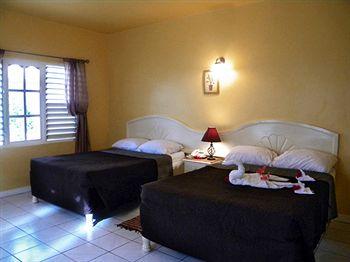 Sunset On The Beach Resort