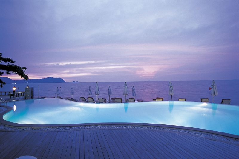 Sunset Park Resort & Spa