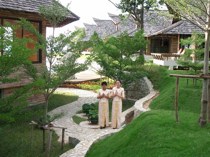 Sunset Park Resort & Spa