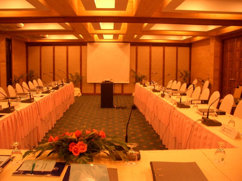 Sunset Park Resort & Spa