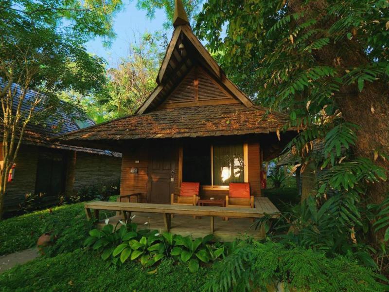 Sunset Park Resort & Spa