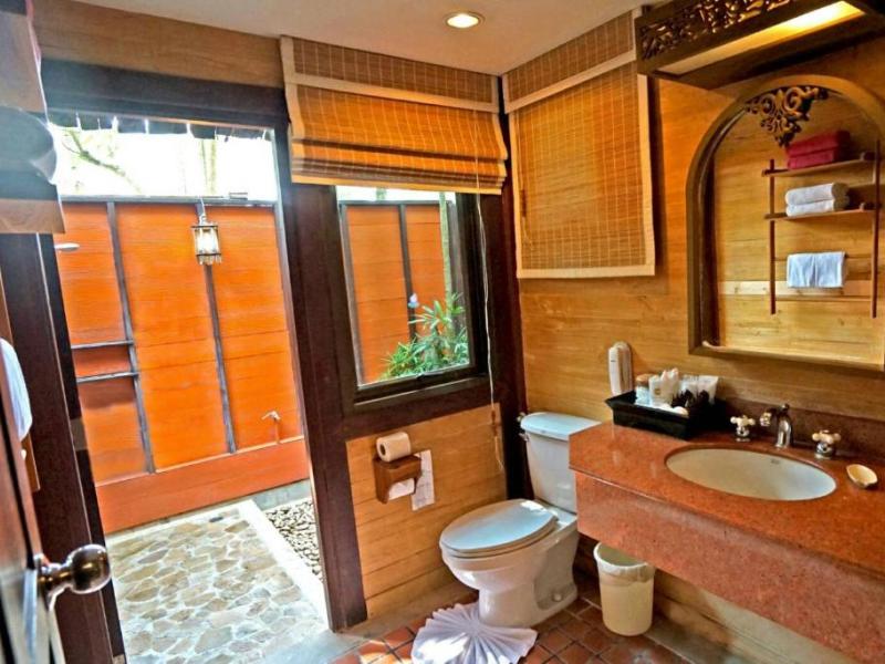 Sunset Park Resort & Spa