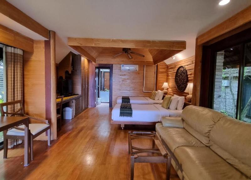 Sunset Park Resort & Spa