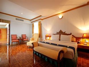 Sunset Villa Resort and Spa