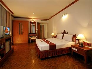 Sunset Villa Resort and Spa