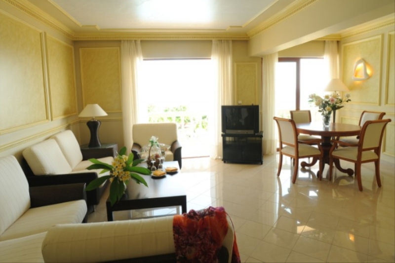 Sunshine Rhodes Club Calimera