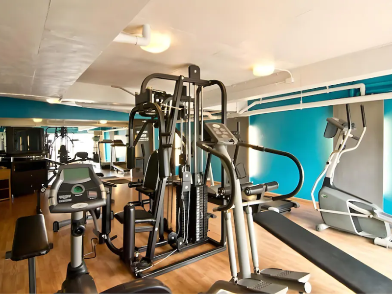 Sunshine Vista Hotel