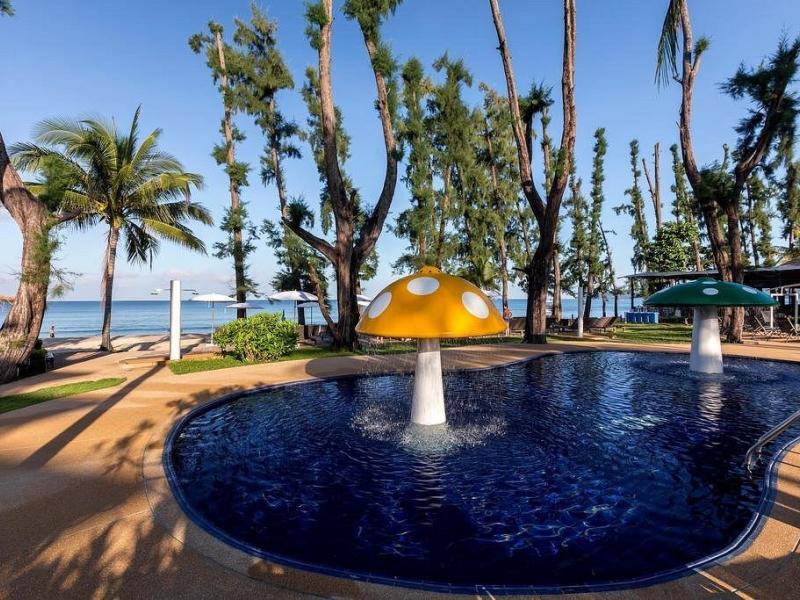 Sunwing Bangtao Beach