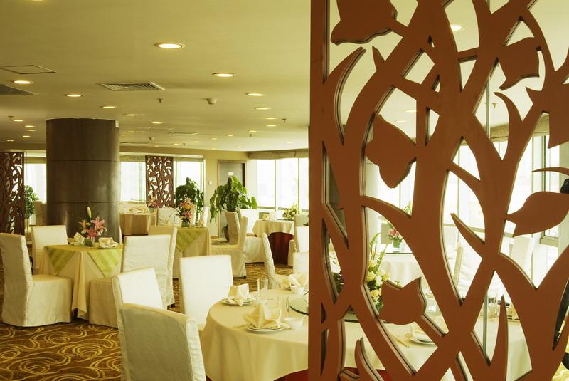 Super House International