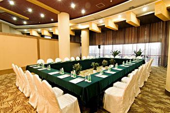 Super House International