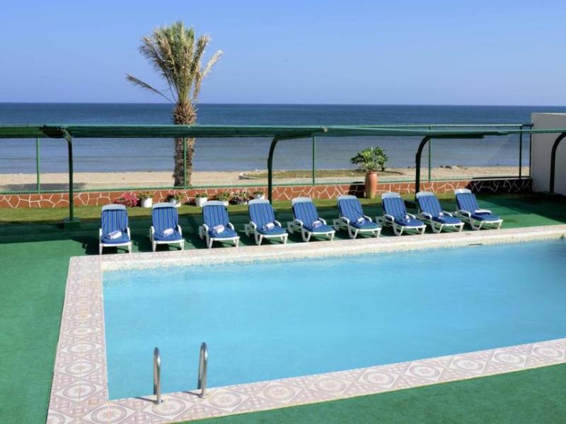 Resort Sur Beach Holiday