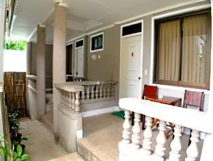 Surfside Boracay Resort & Spa