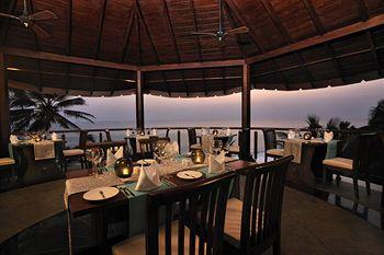 Отель Niraamaya Retreats Surya Samudra - Kovalam Индия, Керала, фото 8