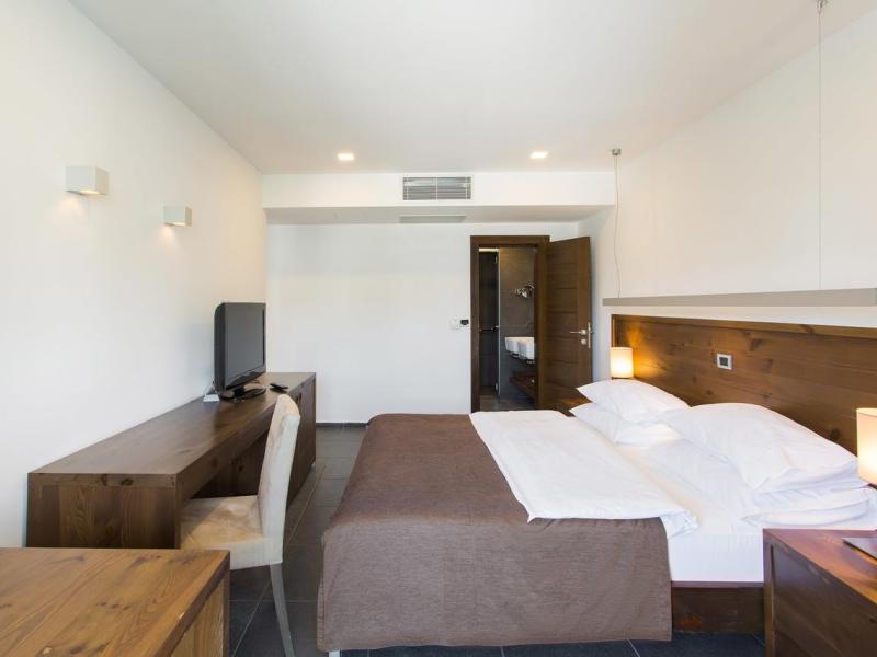 Avala Resort & Villas