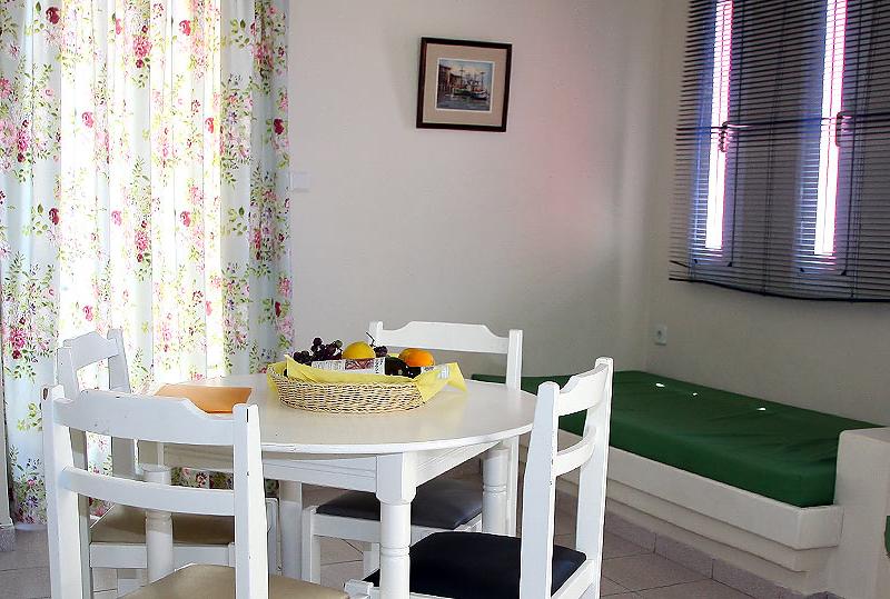 Sweet Memory Apartments