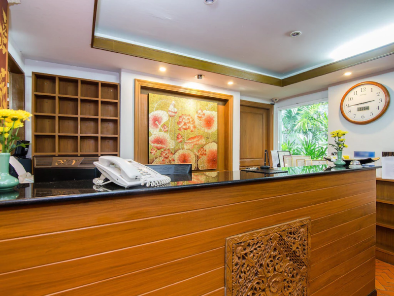 Chada Thai House