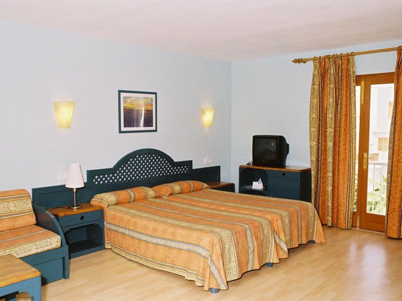 Club Calimera Es Talaial