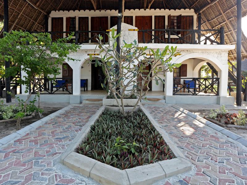 F-Zeen Boutique Hotel