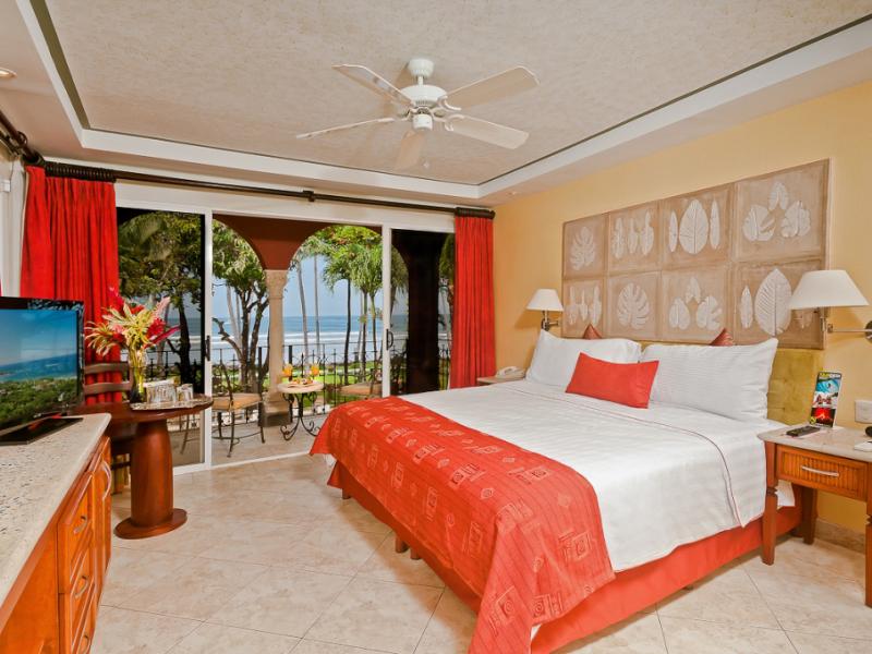 Tamarindo Diria Beach & Golf Resort