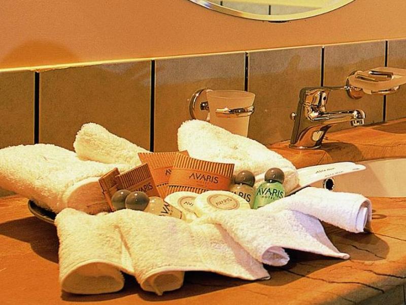 Avaris Hotel