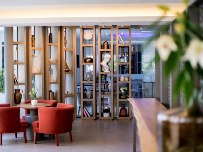 Tasia Maris Beach Hotel & Spa