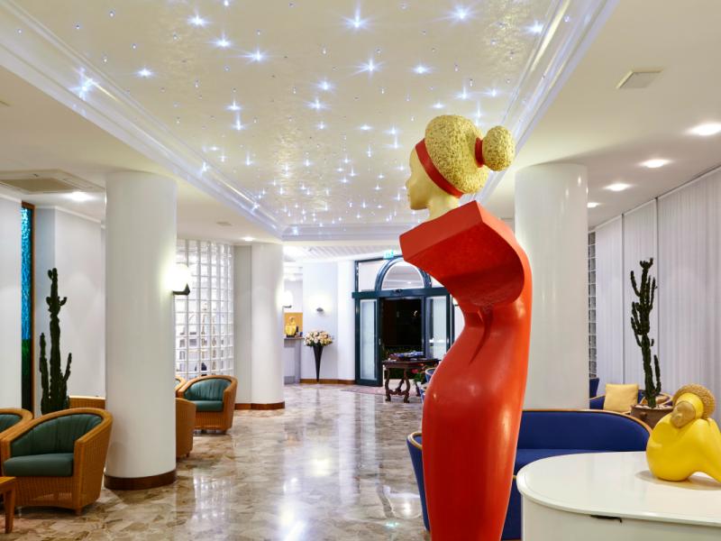 Termini Beach Hotel & Suites