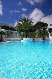 Thalassa Seaside Resort & Suites