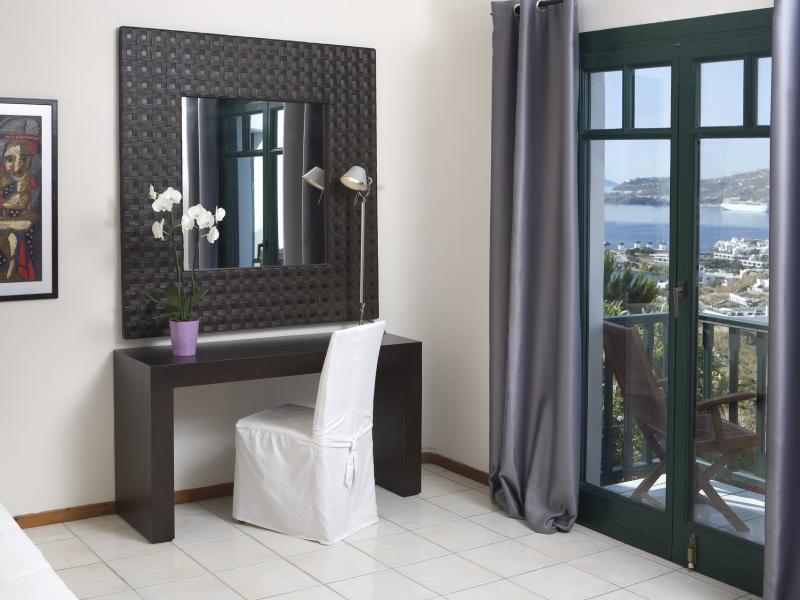 Tharroe of Mykonos Boutique Hotel