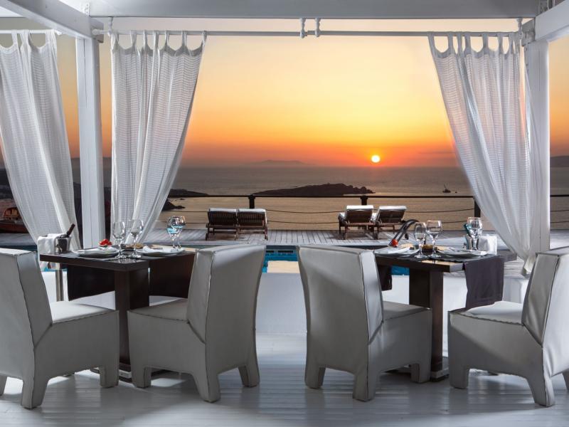 Tharroe of Mykonos Boutique Hotel