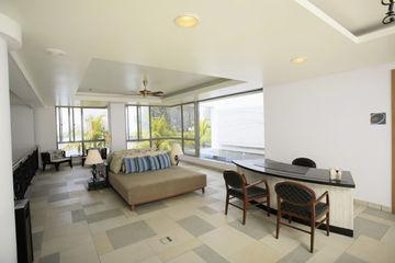 Avillion Admiral Cove