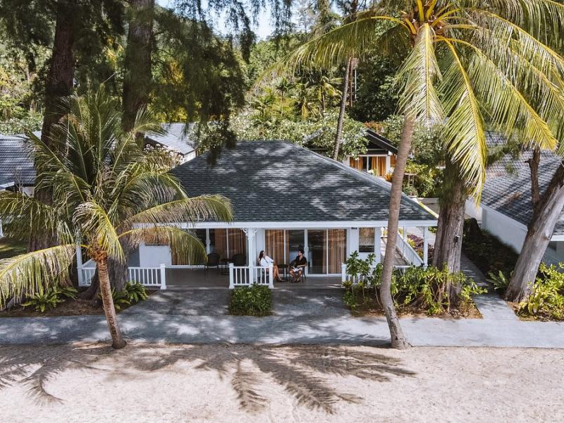 Thavorn Beach Village & Spa 