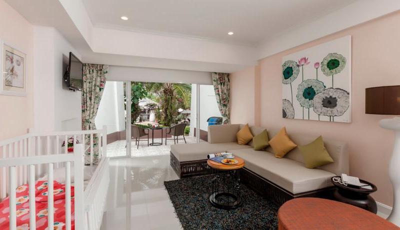 Thavorn Palm Beach Resort