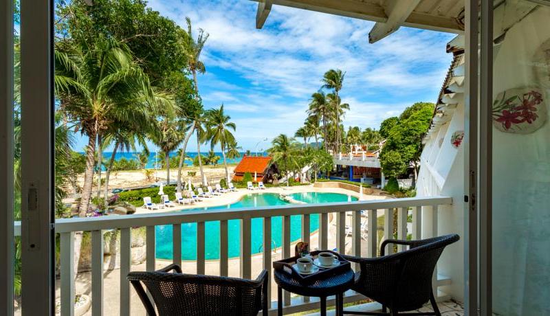 Thavorn Palm Beach Resort