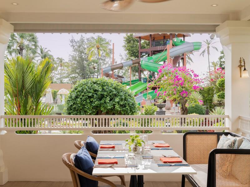 Thavorn Palm Beach Resort