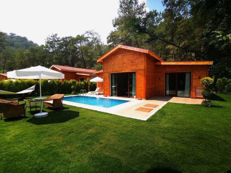 The Bay Beach Club & Port Sigla 