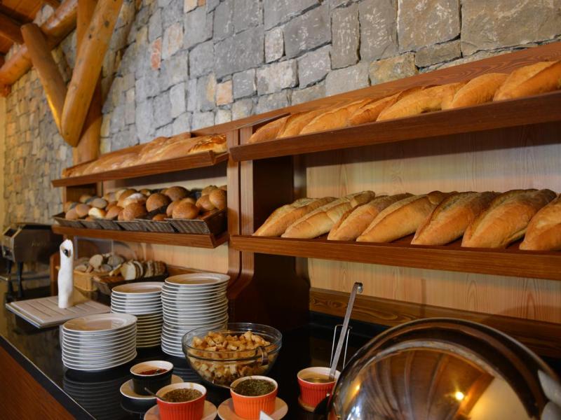 The Bay Beach Club & Port Sigla 