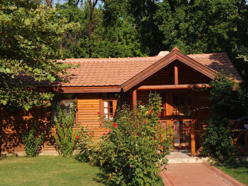 The Bay Beach Club & Port Sigla 